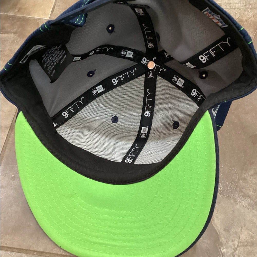 Seattle Seahawks Snapback - Picture 4 of 5